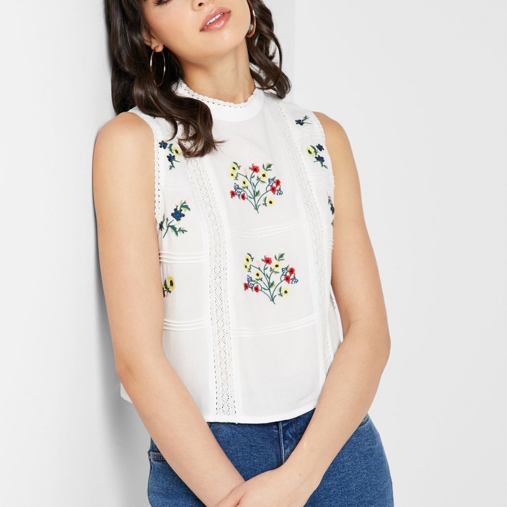 Forever 21 Embroidered Sleeveless Blouse